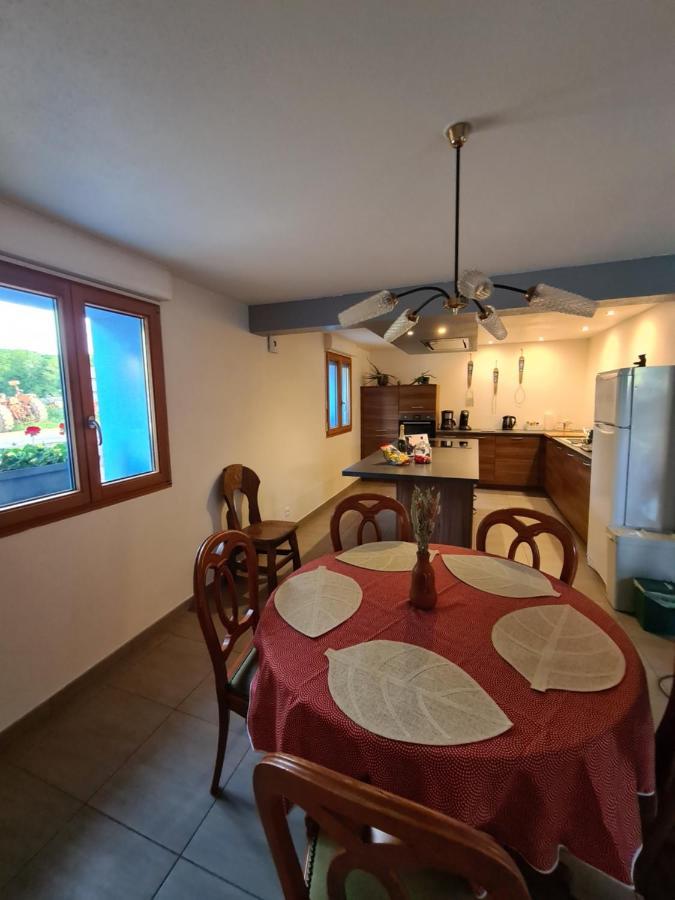 Agreable Appartement Avec Spa Proche De La Foret Brechaumont Экстерьер фото